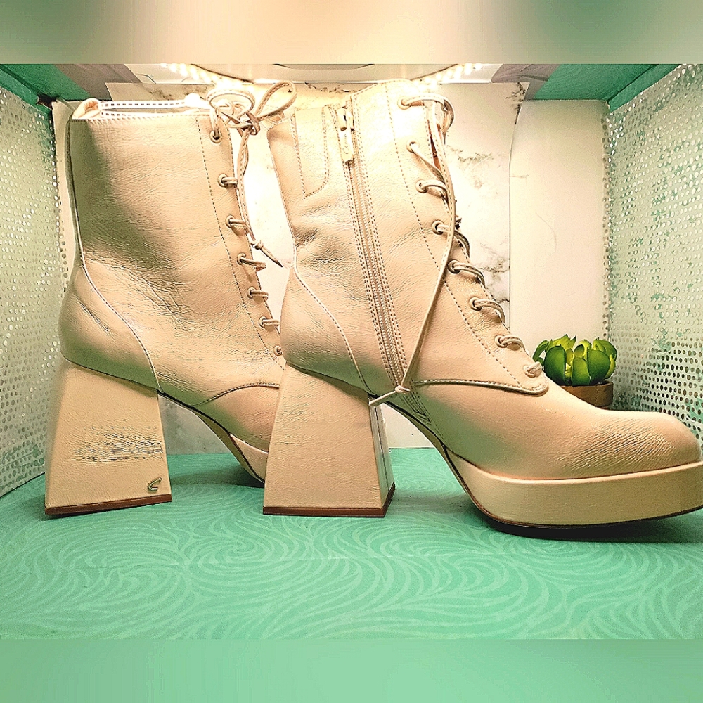 Circus Platform lace up boot